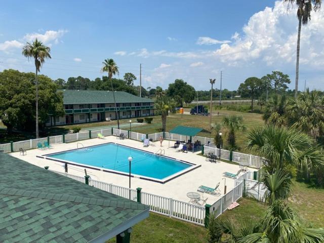 Inn On The Green Florida Tavares Exterior photo